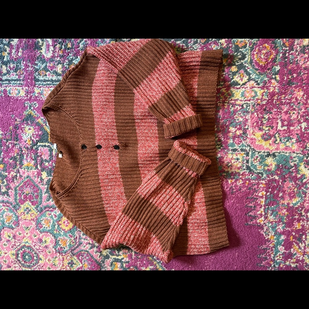 American Eagle Sweater